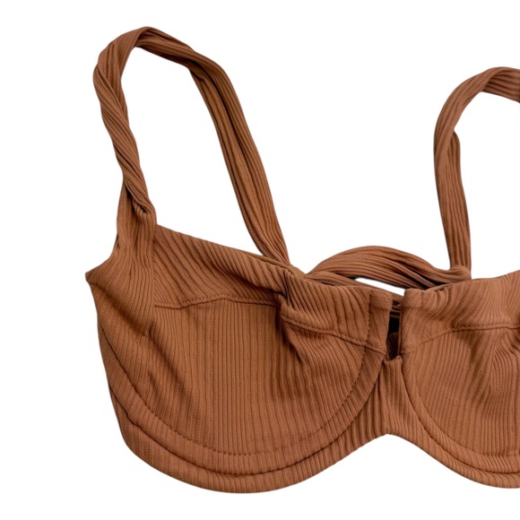 L*Space | Camellia Bikini‎ Top Putty Size XS - Picture 4 of 10